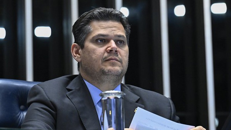 Alcolumbre afirmou que a expectativa é de que a sessão conjunta seja realizada ainda esta semana.