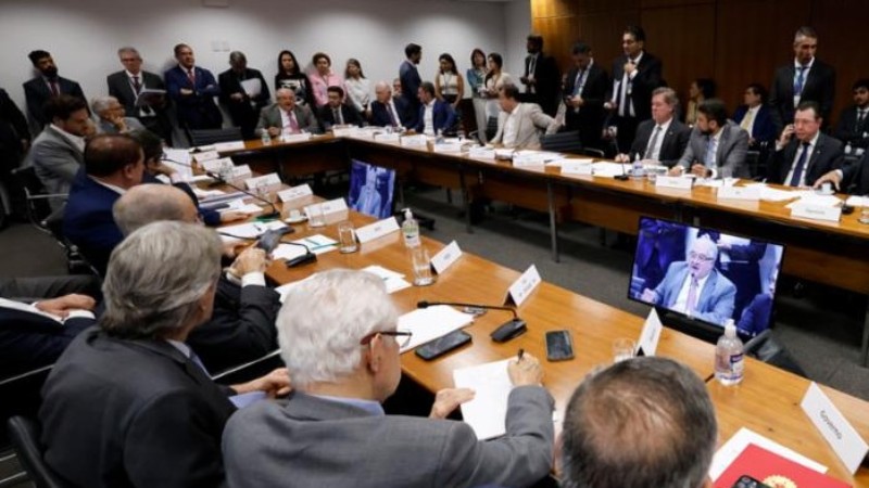 Representantes de sete bancadas afirmam não haver clareza sobre efeitos da emenda de Sérgio Turra.
