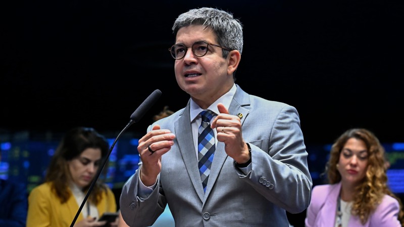 Veto sobre reaproveitamento de servidores da Eletrobras pode entrar na pauta da próxima sessão do Congresso. 