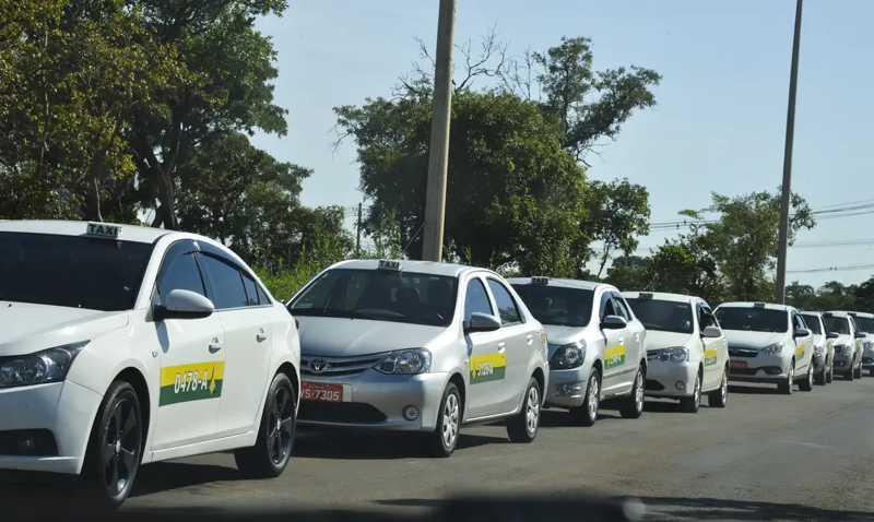 Objetivo do governo é facilitar a renovação da frota de veículos de transporte individual de passageiros.