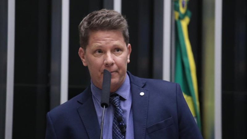 Em manifestação ao STF, Frias disse que acusações de irregularidade são falsas.