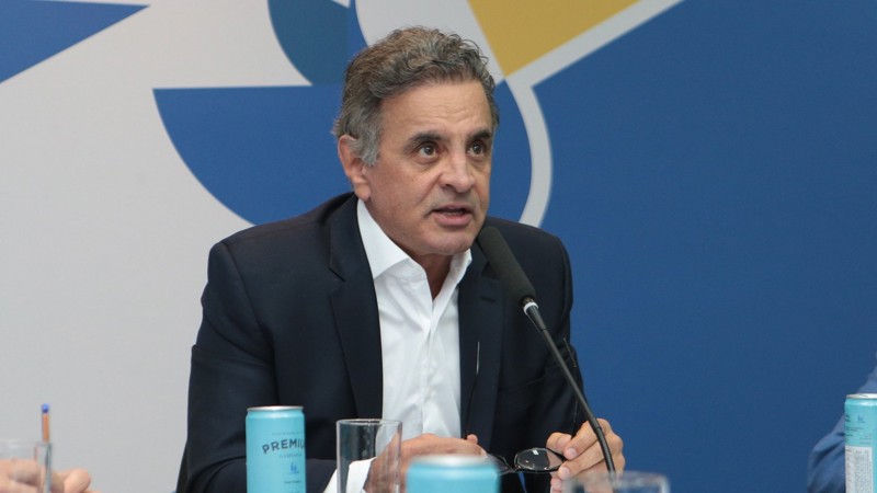 Aécio é preferido tanto dentro do PSDB quanto entre aliados próximos da sigla para concorrer à presidência.