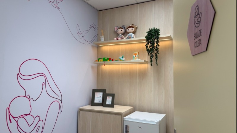 A companhia também criou uma sala  dedicada ao apoio à amamentação