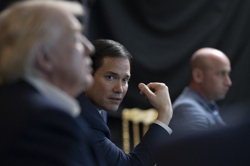 Inclusão do PCC e do Comando Vermelho na lista de organizações terroristas foi assinada pelo secretário de Estado, Marco Rubio, um dos principais auxiliares de Donald Trump.