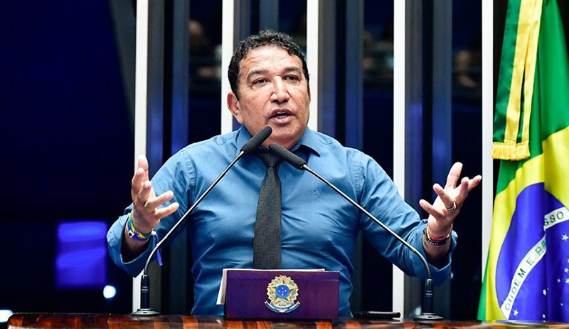 Magno Malta responderá a processo por calúnia e difamação.