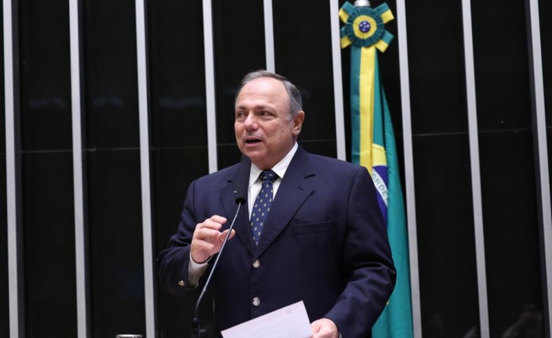 Autor da proposta, General Pazuello afirma que o projeto busca atualizar instrumentos de combate ao crime organizado.