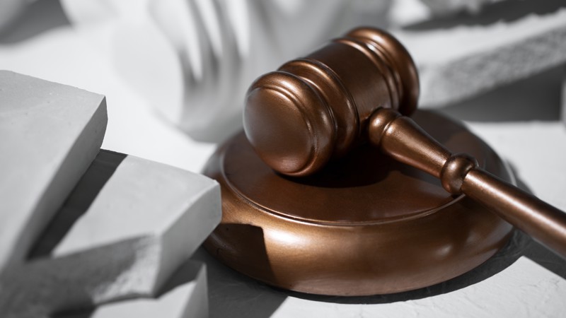 A designação do PCC e do Comando Vermelho amplia instrumentos de cooperação financeira e inteligência contra organizações que já operam como conglomerados transnacionais.
