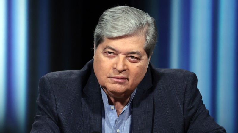 Jornalista deixa a programação em 30 de junho.