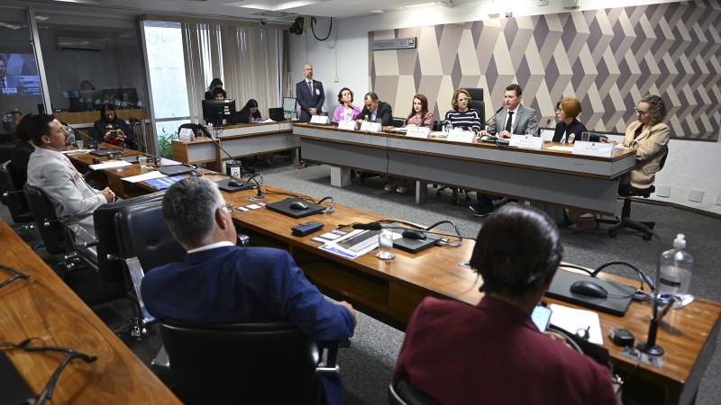 Proposta altera o Código Penal.