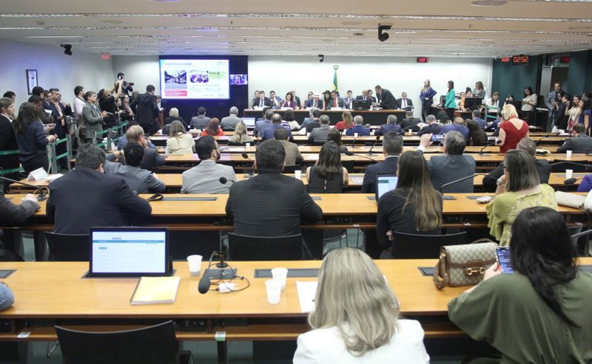 A Comissão de Saúde da Câmara tem um dos maiores orçamentos de emendas da Casa. Na foto, sessão do colegiado em novembro de 2024