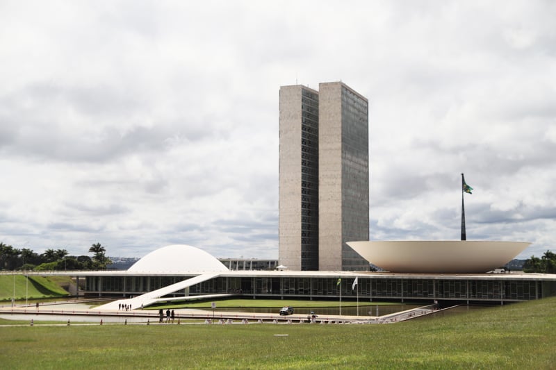 Elevação da carga tributária encontra forte oposição no Congresso