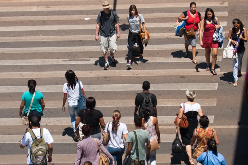 Mesmo em cargos de chefia, mulheres recebem menos