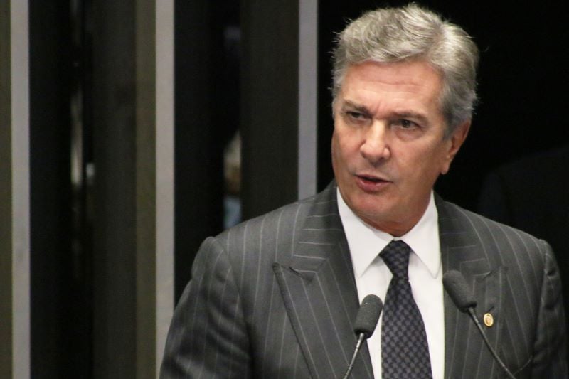 O ex-presidente Fernando Collor foi condenado a oito anos e dez meses de prisão.