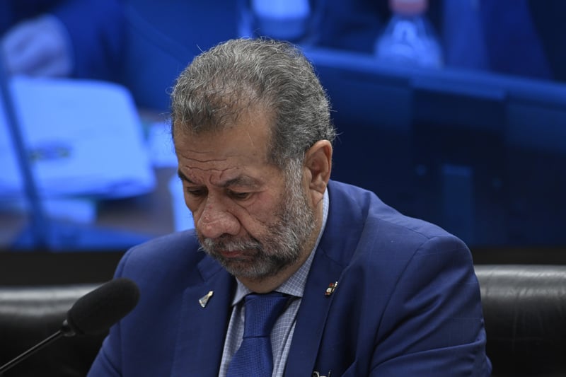 Lupi pediu demissão do Ministério da Previdência nesta sexta (2).