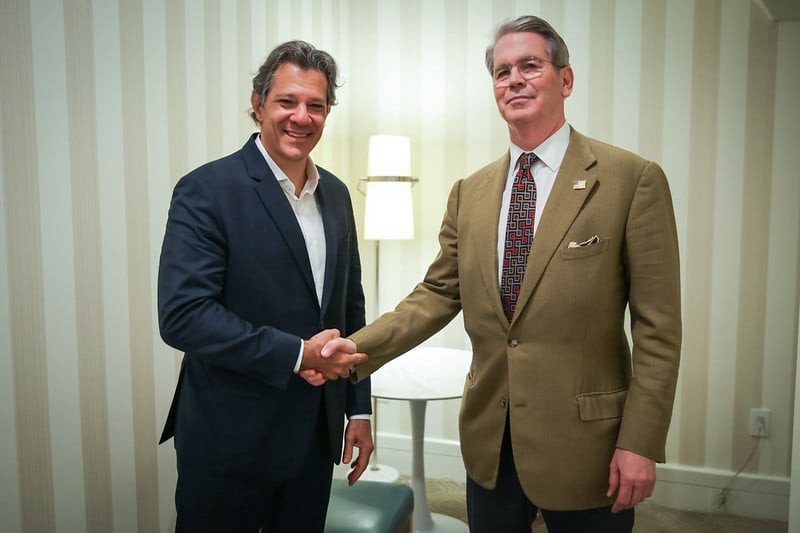 Haddad se reuniu com Scott Bessent, Secretário do Tesouro dos Estados Unidos, em Los Angeles
