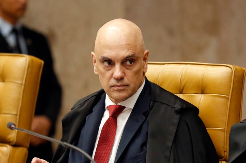 Ministro avalia que denúncia da PGR tem provas suficientes para abrir ação penal contra sete acusados.