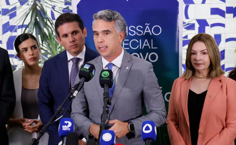 Rafael Brito foi indicado por Hugo Motta para relatar projeto que aguarda votação na Câmara desde 2022