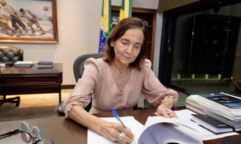 Izolda Cela foi governadora do Ceará e candidata a prefeita de Sobral