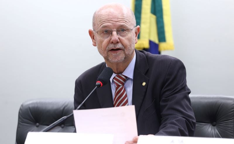 O deputado Bohn Gass (PT-RS) diz que 84% dos recursos da principal MP na comissão já fora usados.
