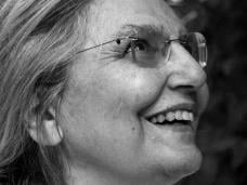 Amélia Hamburguer foi pioneira da ciência e especialista em física nuclear, morreu em 2011, aos 78 anos.