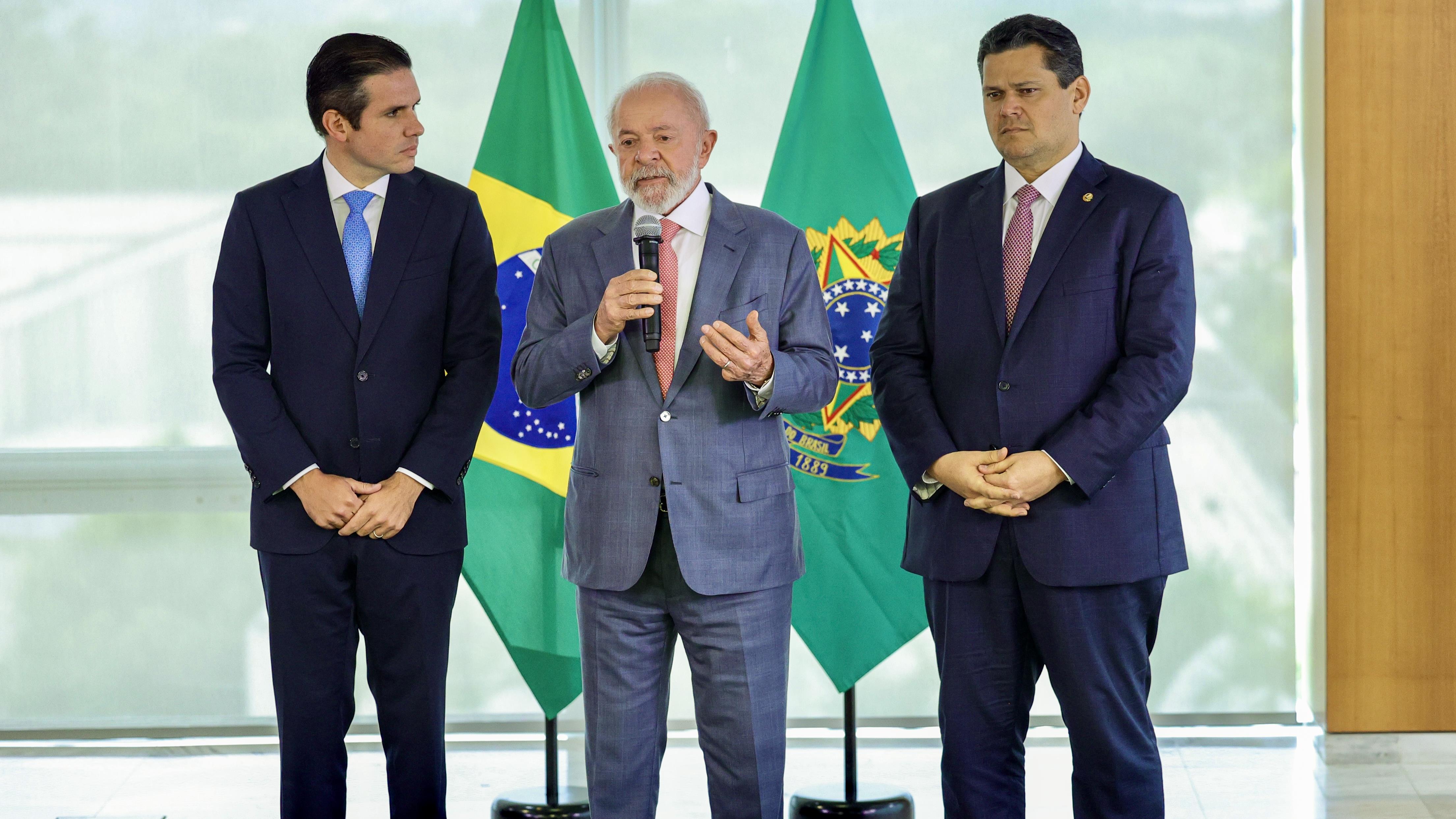 Crise entre Executivo e Legislativo expõe falhas na articulação.