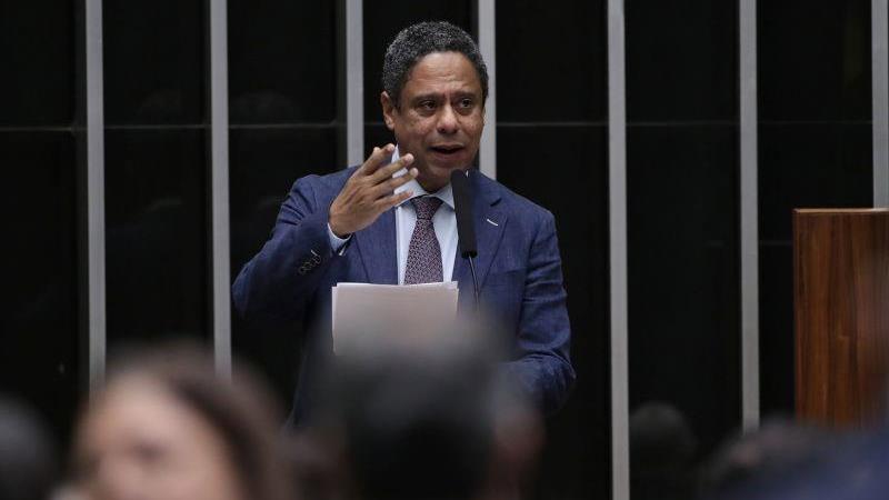 Proposta foi relatada pelo deptuado Orlando Silva (PCdoB-SP), que já foi ministro dos Esportes.