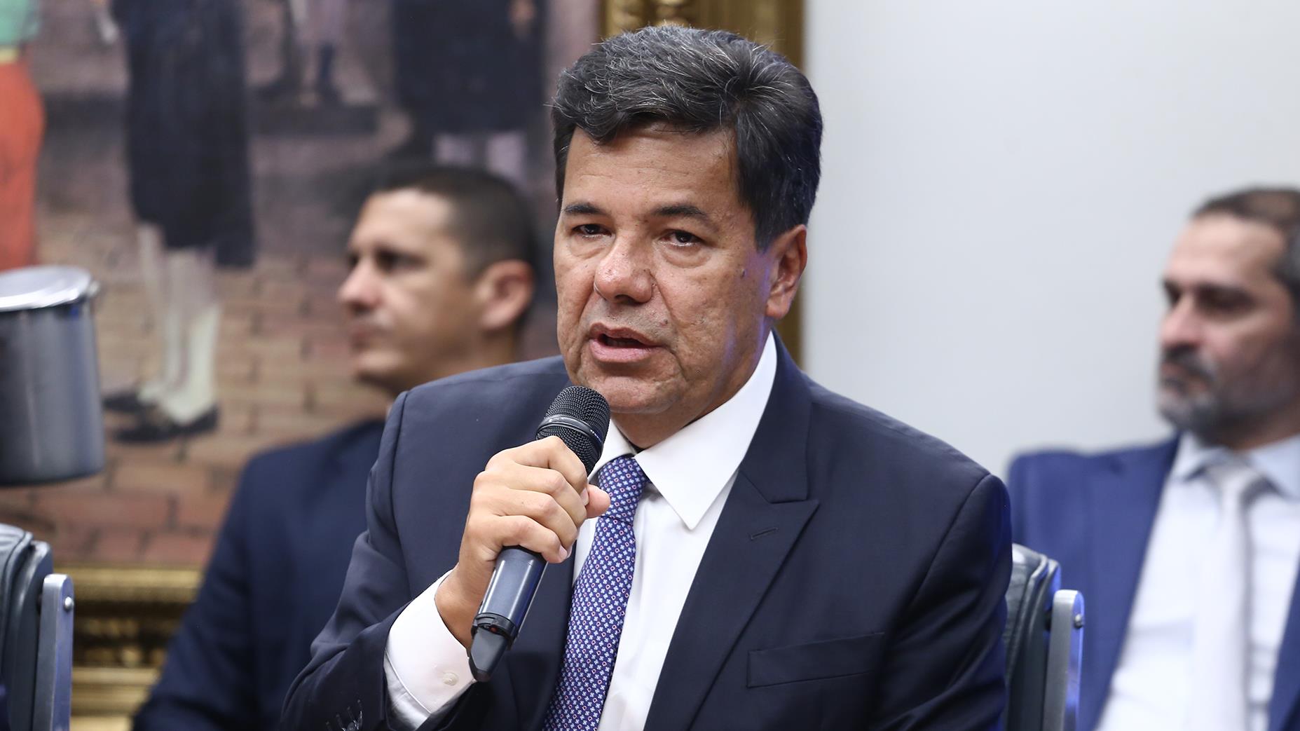 Relator Mendonça Filho retirou trechos que ampliavam o controle da União sobre a segurança pública.
