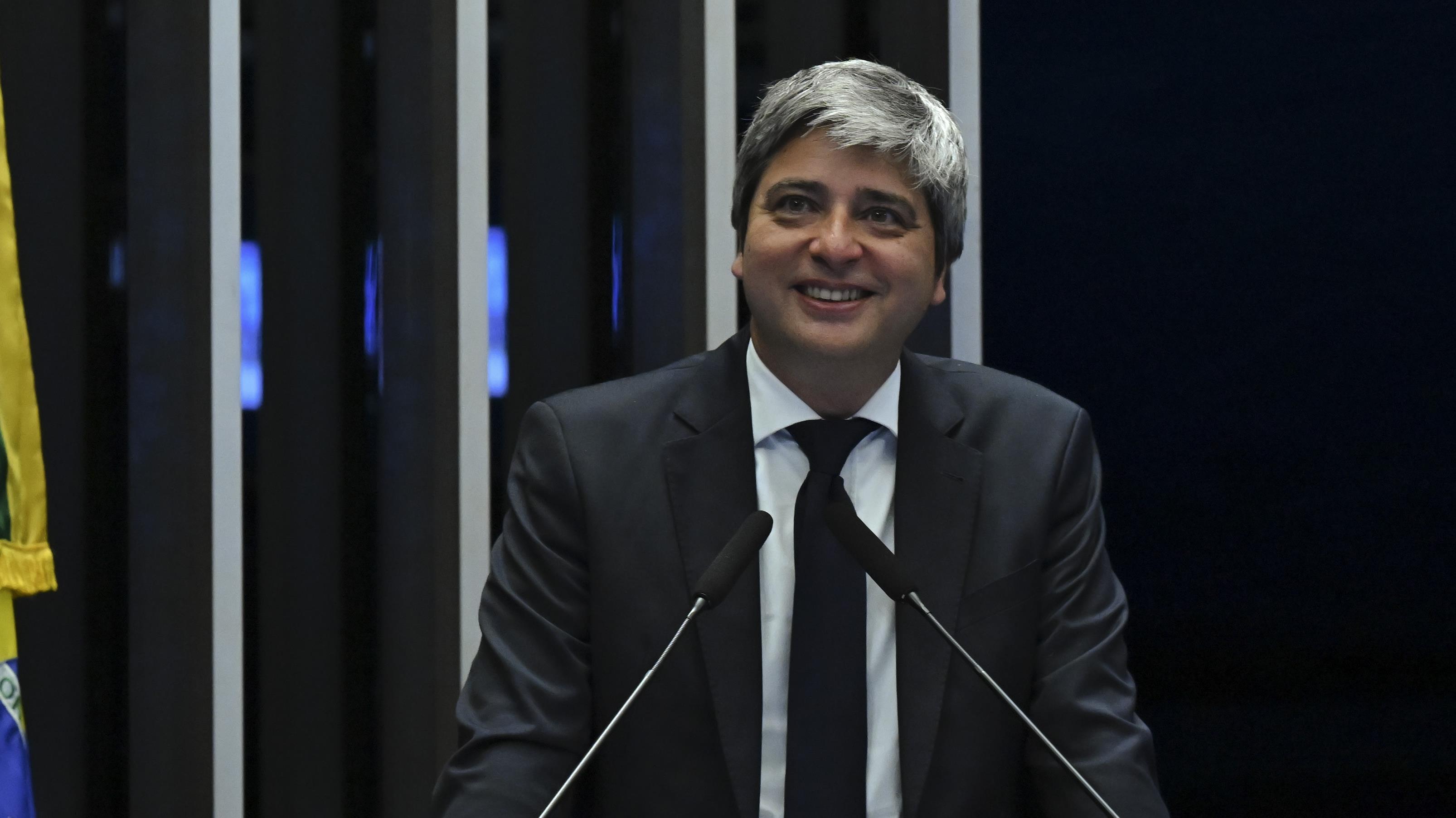 Carlos Portinho.