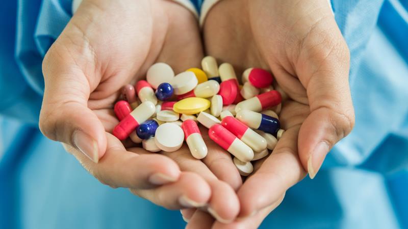 Projeto aprovado na Câmara fortalece indústria da saúde, impulsiona inovação e reduz dependência de medicamentos importados.