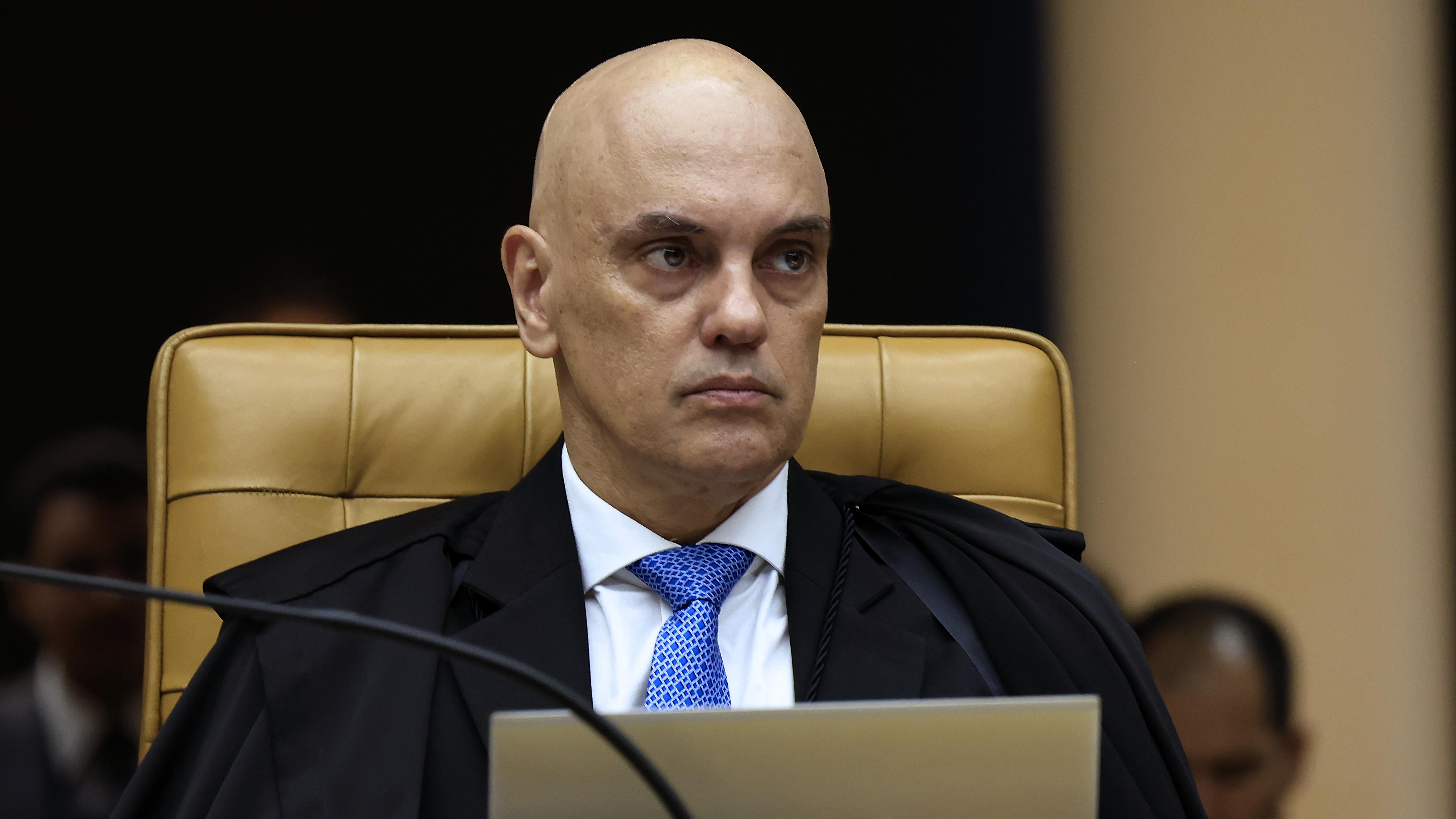 Censura e intimidação não cabem numa democracia verdadeira.