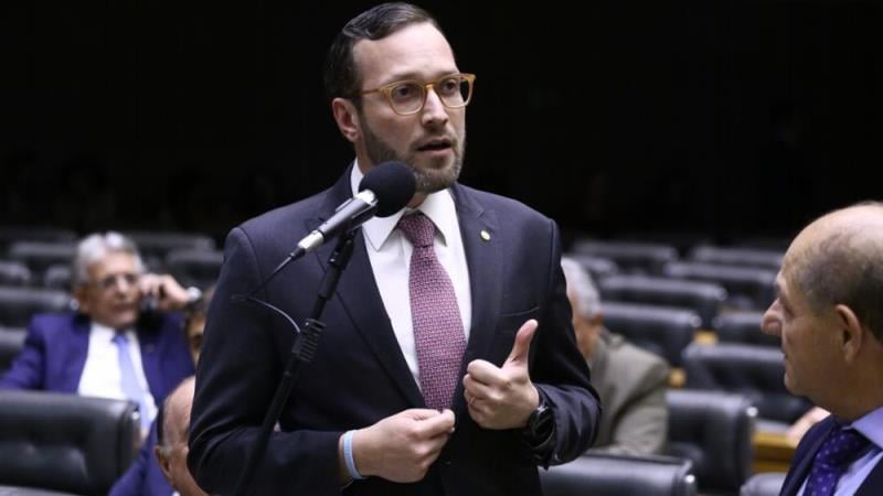 Filipe Barros.