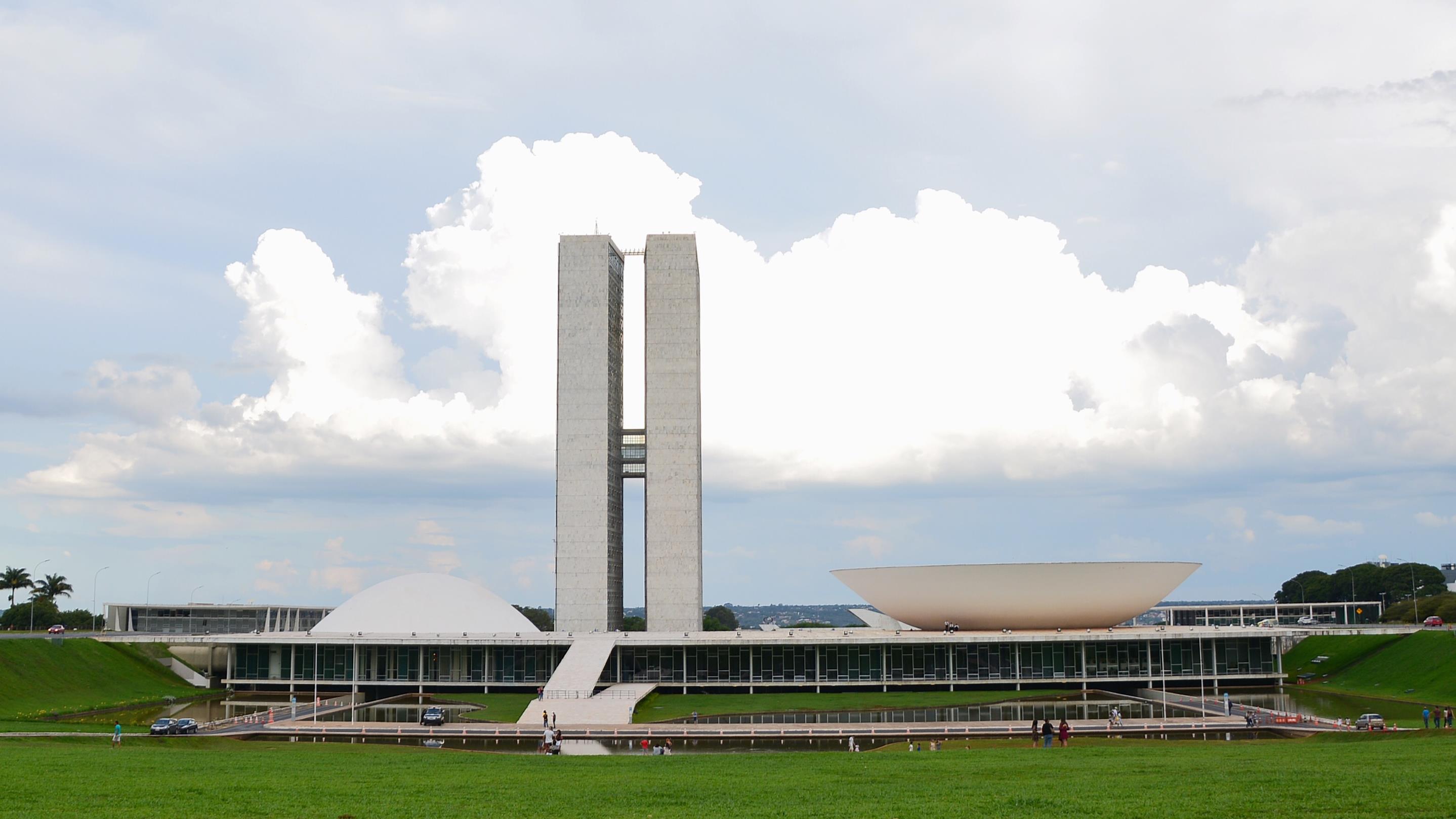 O Brasil precisa de uma reforma fiscal que respeite os direitos sociais.