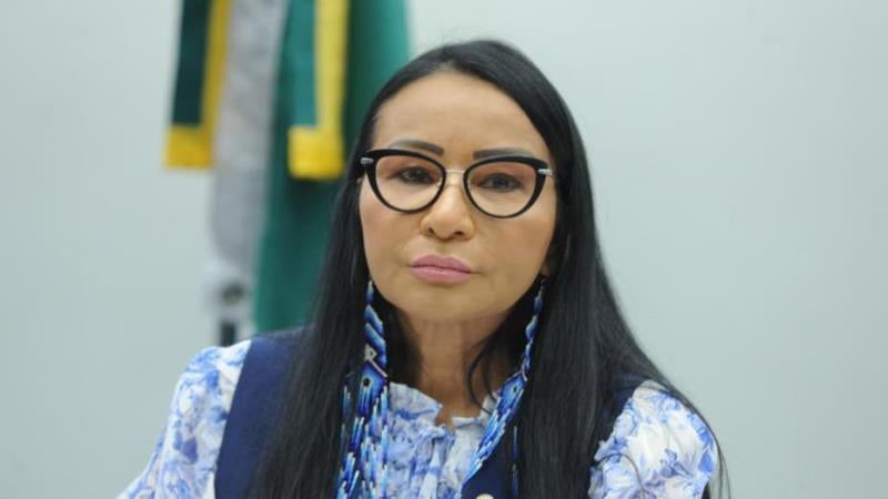 Silvia Waiãpi, deputada indígena bolsonarista, está entre os sete que perderam o mandato por causa das sobras eleitorais.