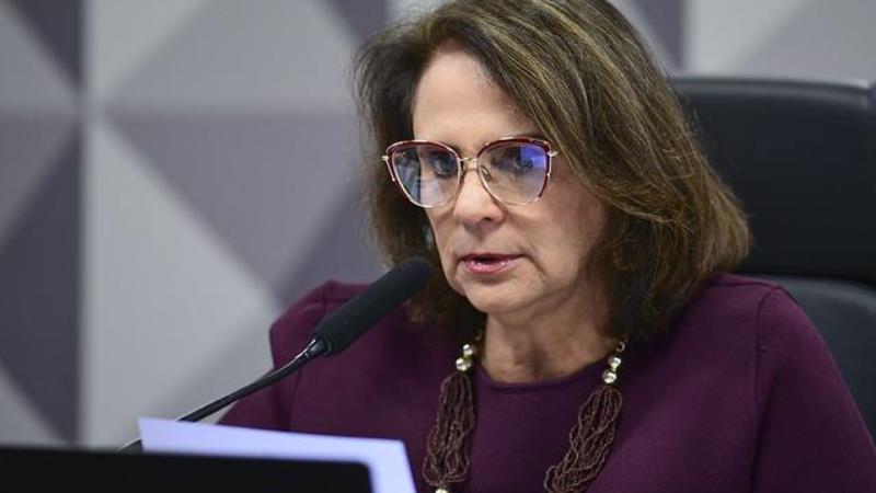 A senadora preside a Comissões de Direitos Humanos e Legislação Participativa.