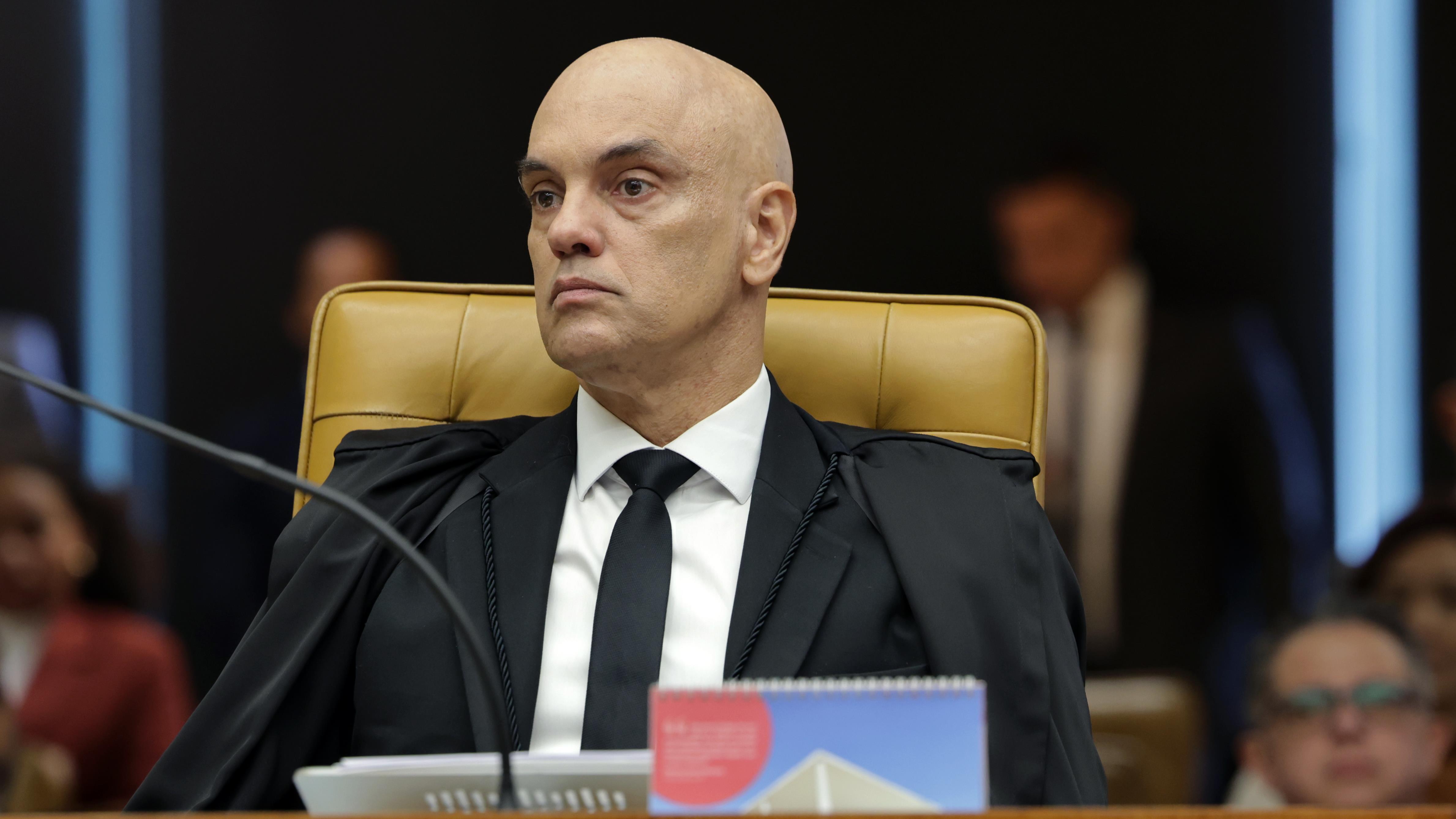 Inclusão de Moraes na lista Magnitsky expõe disputa ideológica global e levanta debate sobre limites da jurisdição internacional.