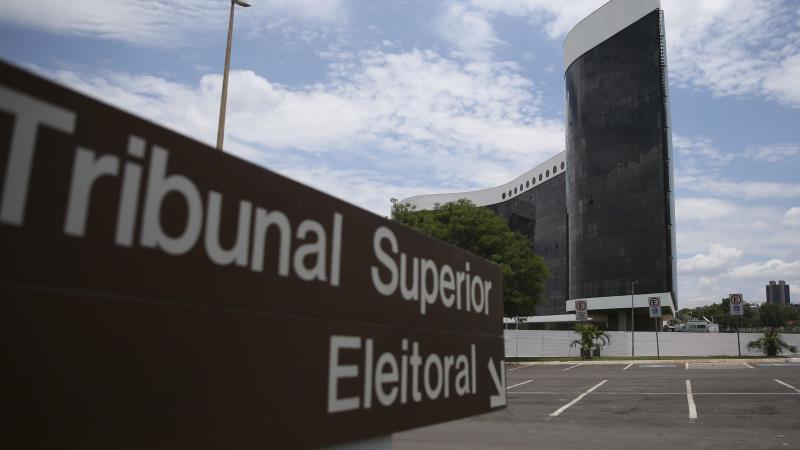 Juristas acusam apoio institucional da sigla a sanções dos EUA contra autoridades brasileiras.