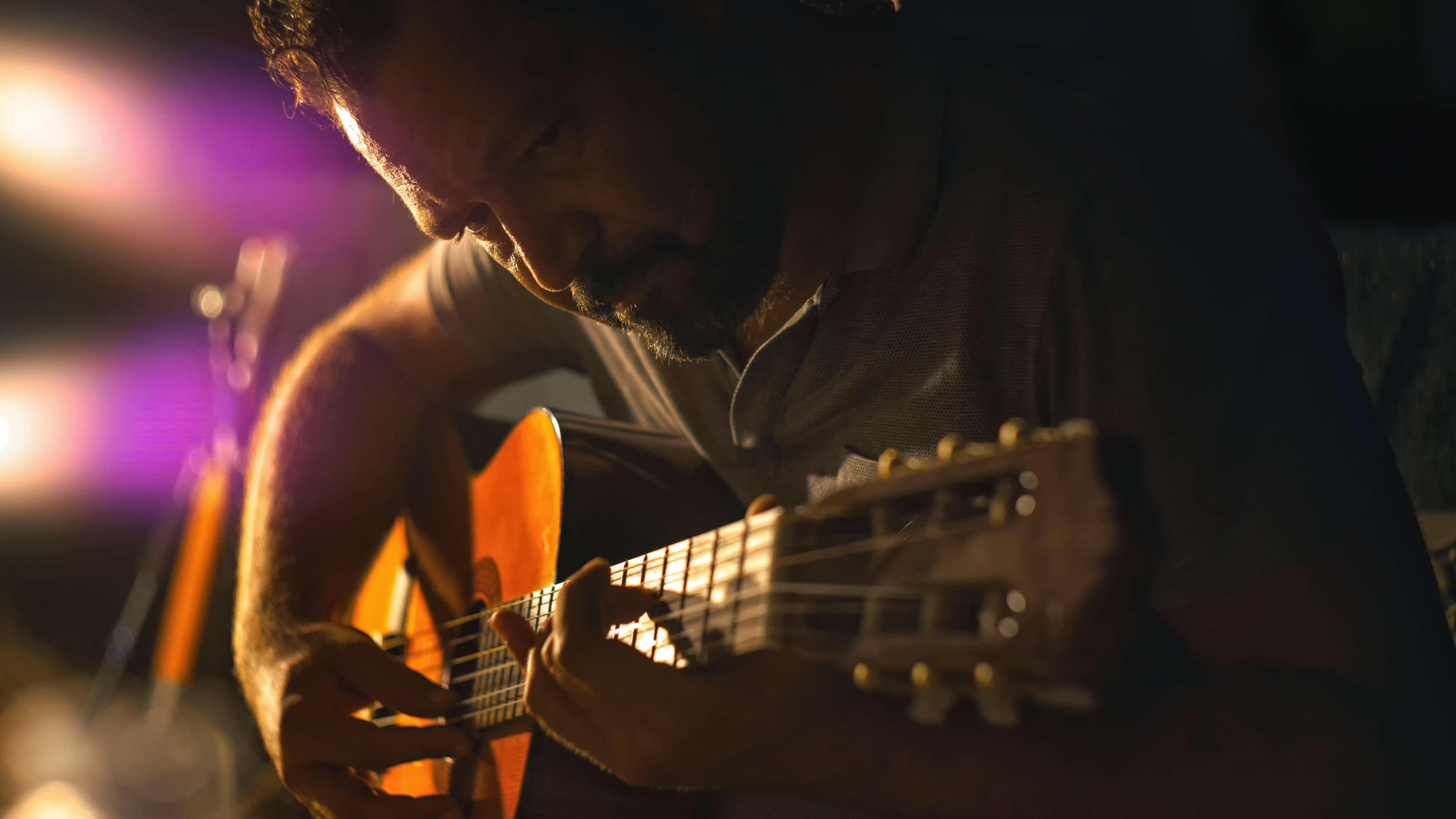 Setor de música gera impacto direto na vida de mais de 345 mil brasileiros.