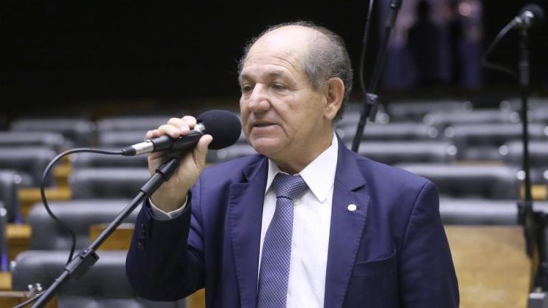 Para o deputado (foto), o projeto 