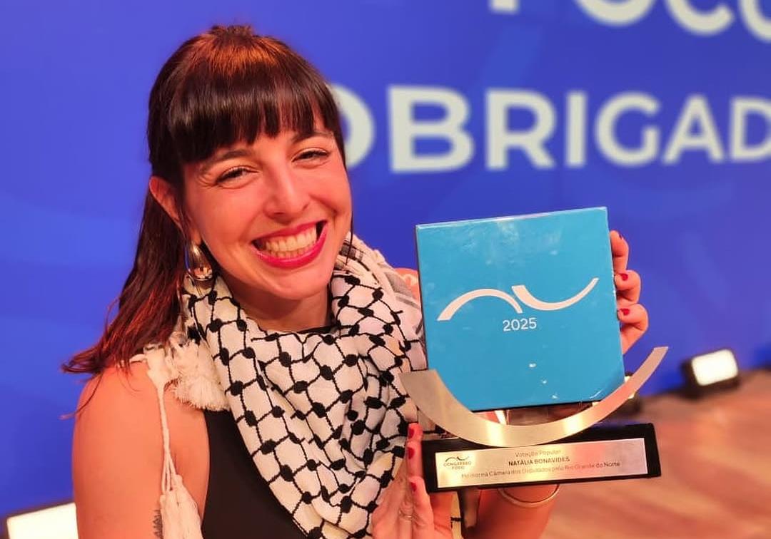 Natália Bonavides é eleita a melhor deputada federal do Rio Grande do Norte.