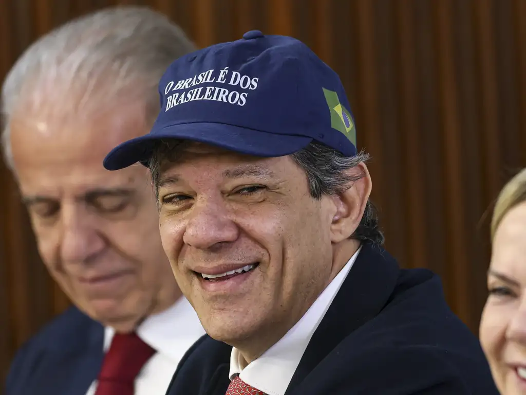 Segundo Haddad, há outras propostas importantes em tramitação, como a regulação do uso de Inteligência Artificial.