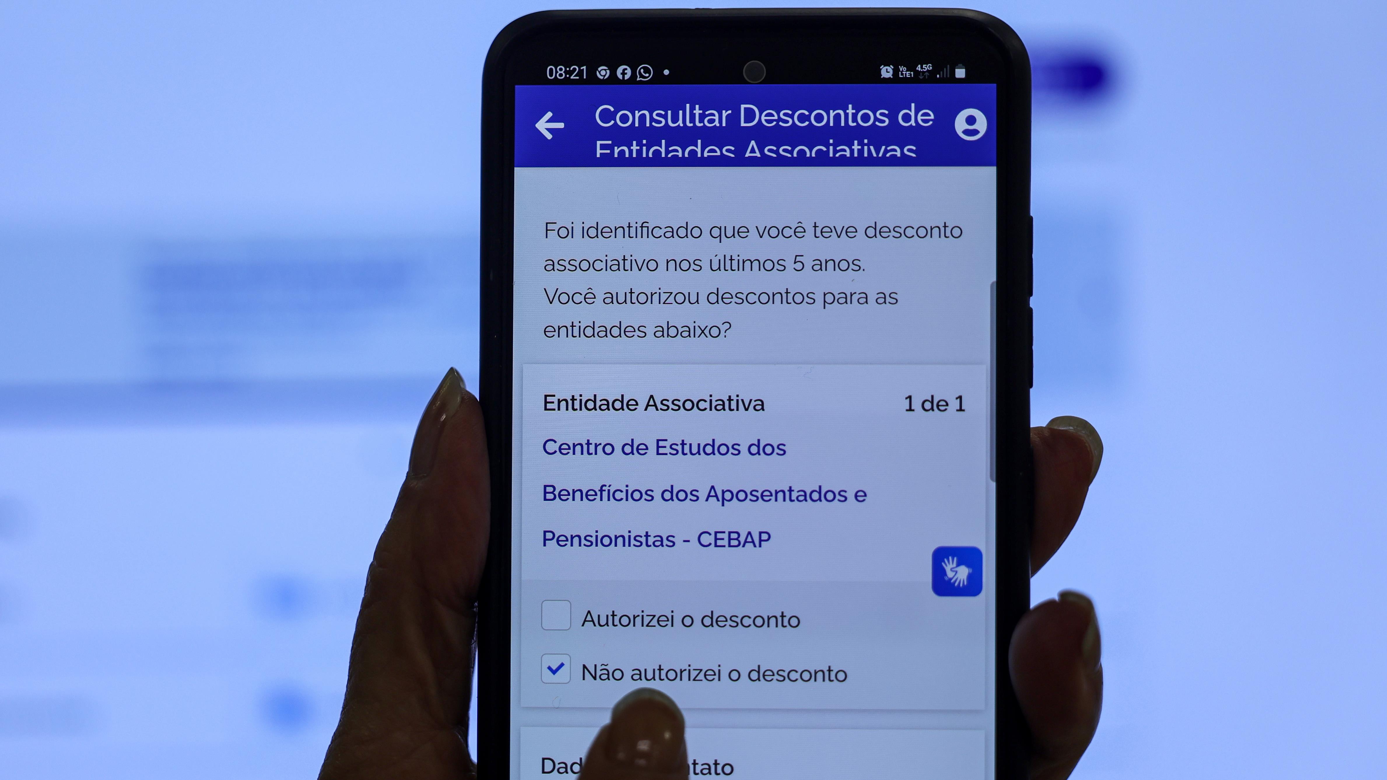 Aposentada recebeu o aviso no APP meu INSS, que teve desconto associativo nos últimos 5 anos. 