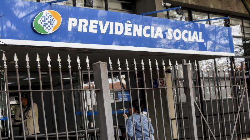 PF e CGU estimam que fraudes em aposentadorias e pensões movimentaram R$ 6 bilhões.