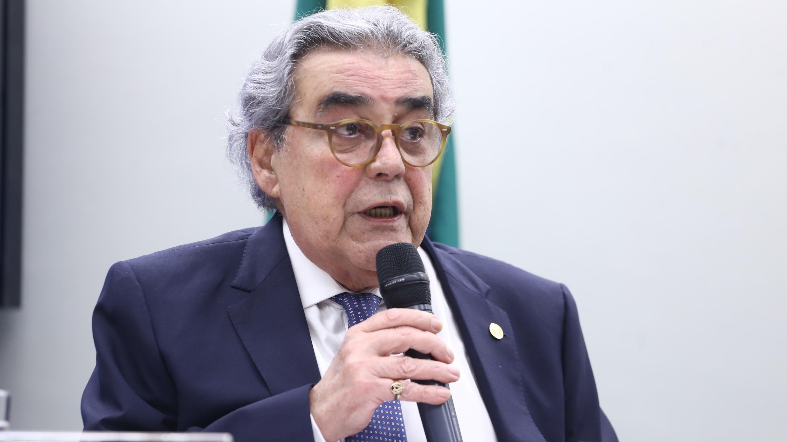 Ministro destacou que vínculo pode ou não existir, a depender da forma da relação.