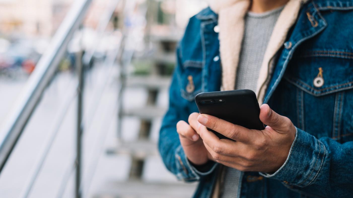 Projeto estabelece medidas para impedir a ativação de linhas pré-pagas com DDD diferente do local da compra.