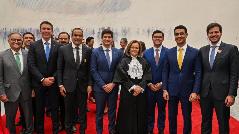 Posse de Marluce no STJ projeta JHC como ator central na política nacional.