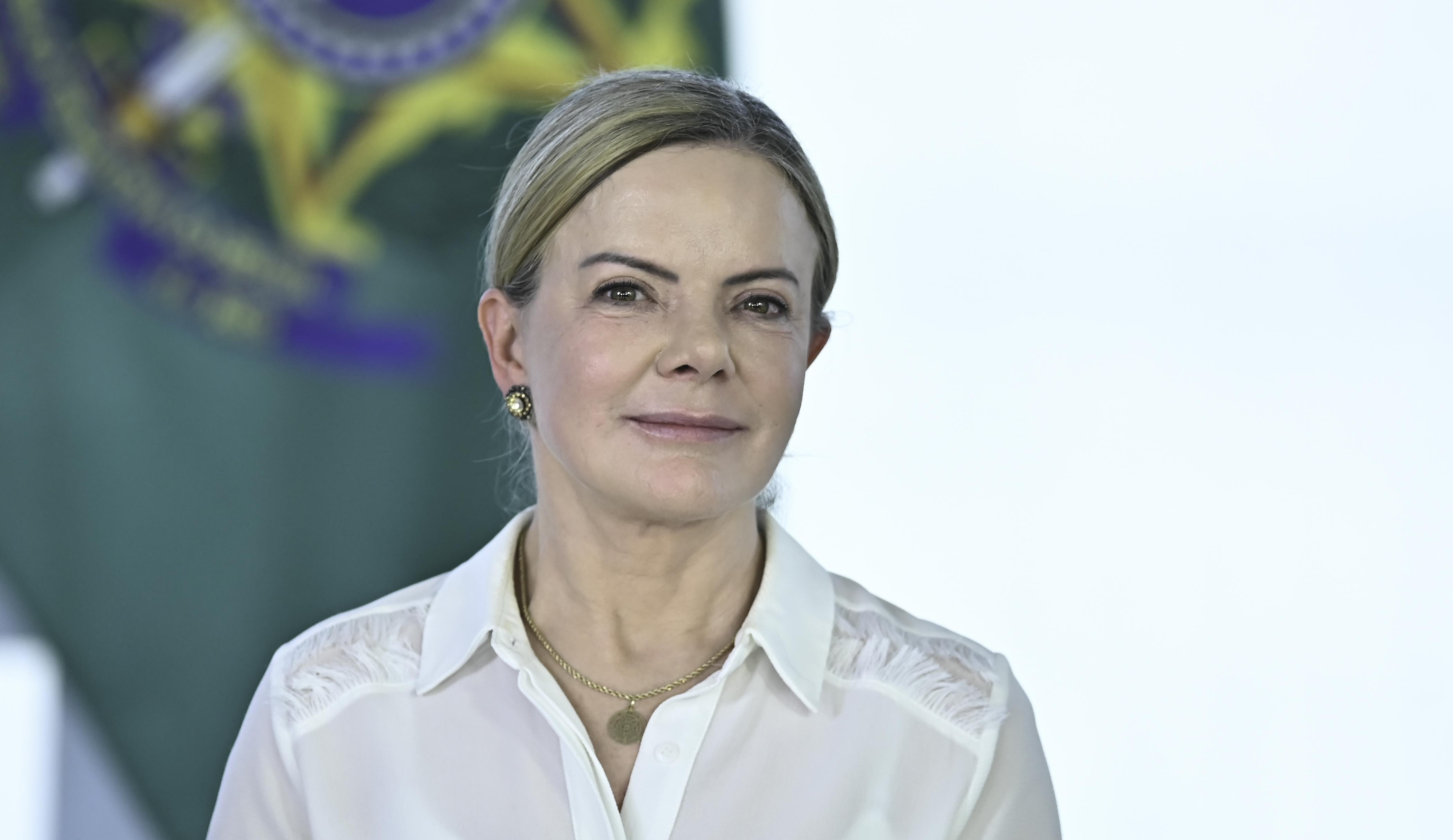 Reunião conduzida por Gleisi define estratégia para pautas do segundo semestre.