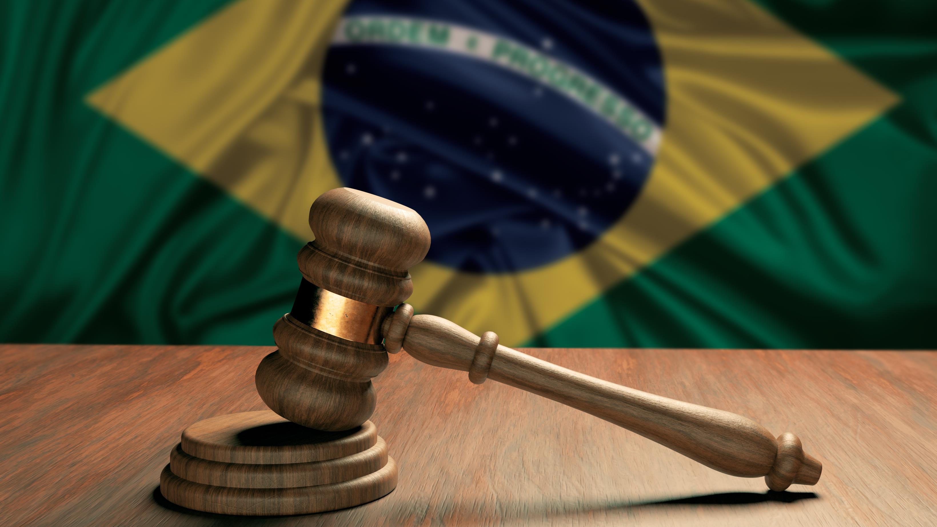 Fragmentação política, a velocidade e a mudança de mentalidade dificultam o exercício do poder no país.