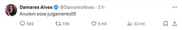Damares ajuda a subir tag.