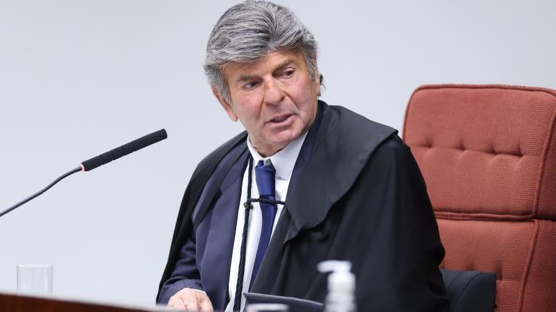 Voto de Fux se estende desde 9h desta quarta-feira (10).