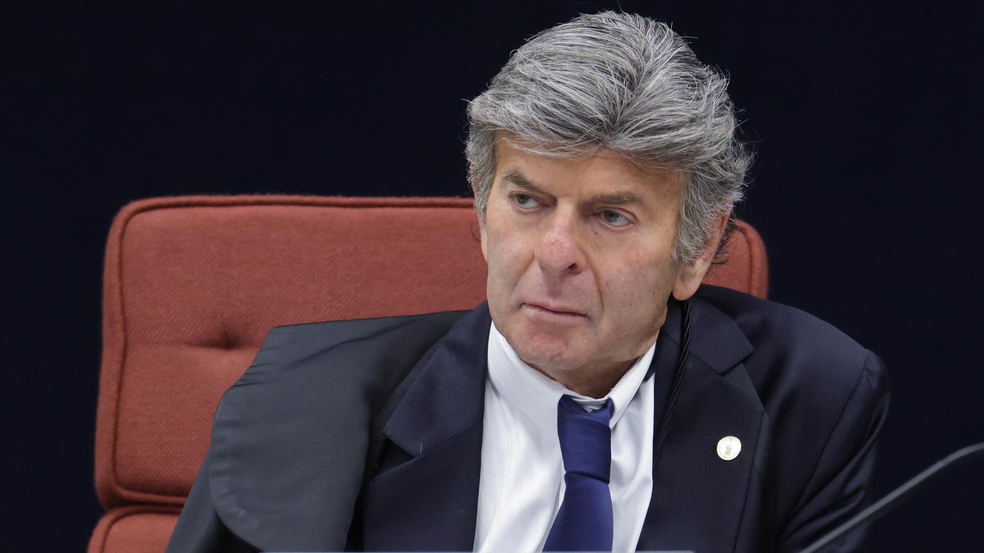 Ministro Luiz Fux poderá votar na dosimetria das penas.